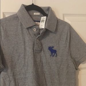 New men’s gray Abercrombie polo